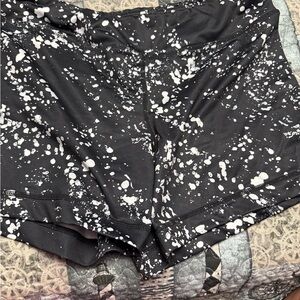 PRO player Splatter Print Shorts